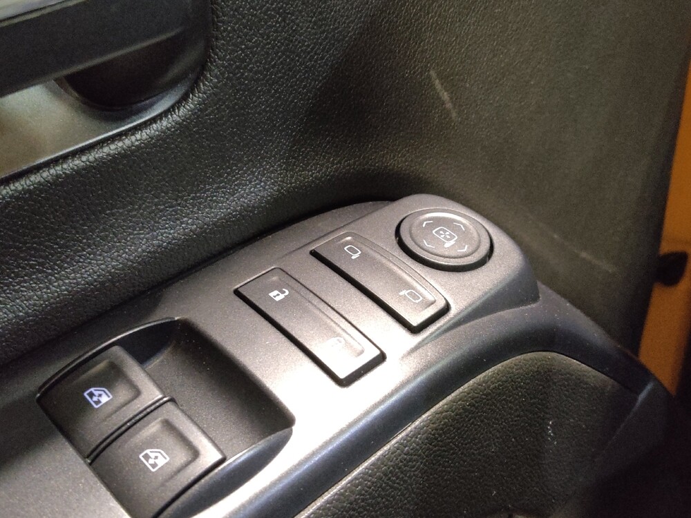 2018 Chevrolet Silverado 1500 in El Paso, TX 79907 - 18125064 27