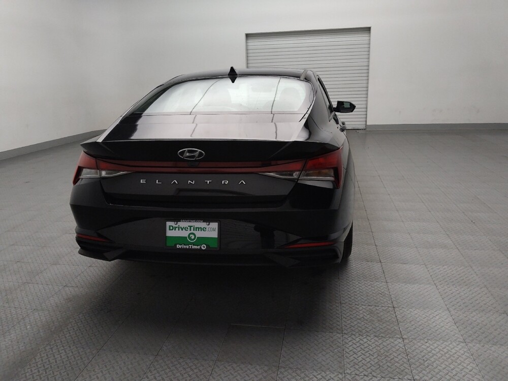 2023 Hyundai Elantra in Arlington, TX 76011 - 18125071 7