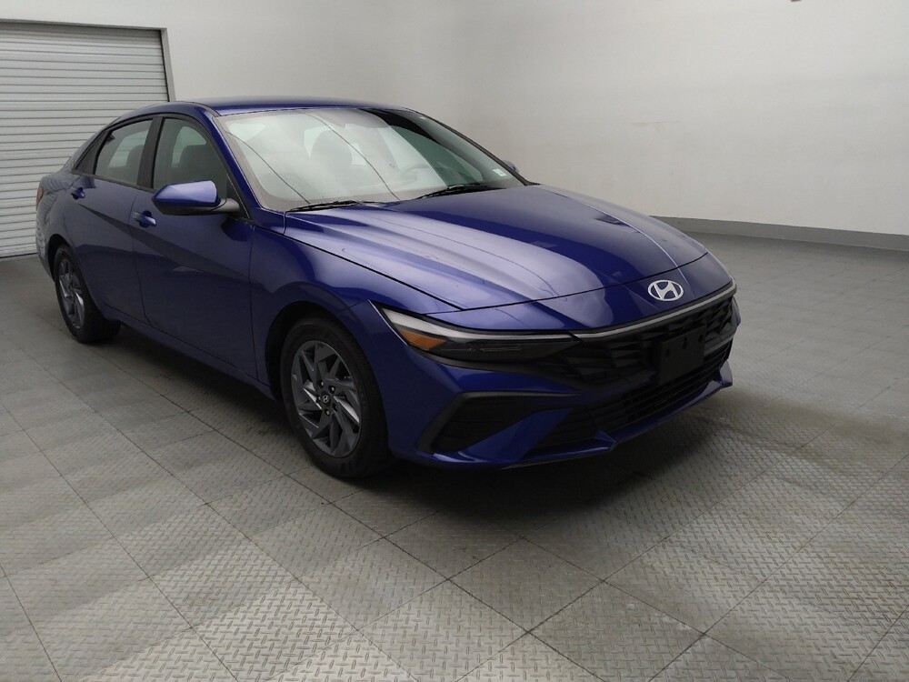 2024 Hyundai Elantra in Plano, TX 75074 - 18125079 13
