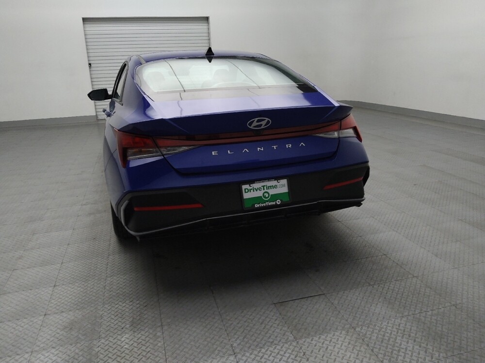 2024 Hyundai Elantra in Plano, TX 75074 - 18125079 6