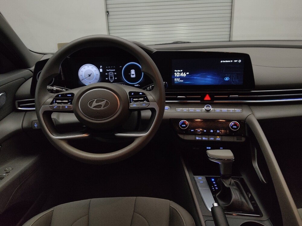2024 Hyundai Elantra in Plano, TX 75074 - 18125079 22
