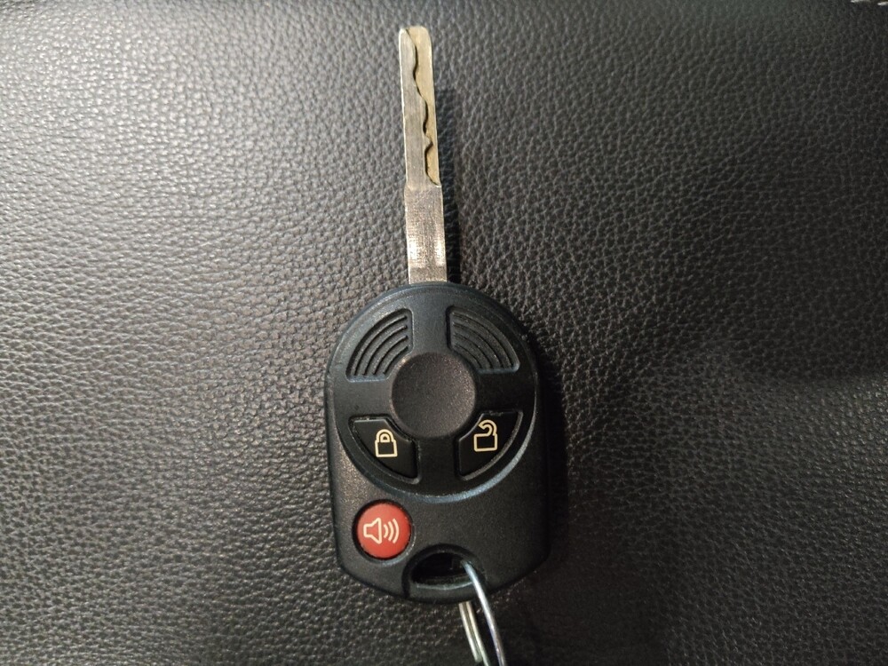 2018 Ford Escape in Arlington, TX 76011 - 18125080 32