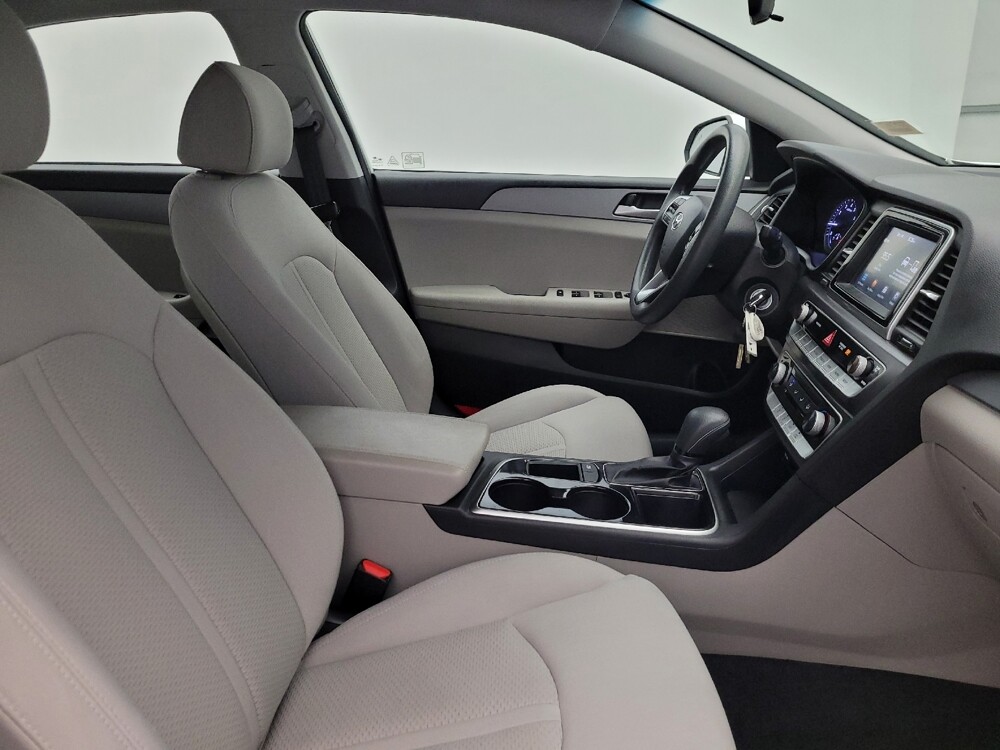 2018 Hyundai Sonata in Tucson, AZ 85705 - 18125084 21