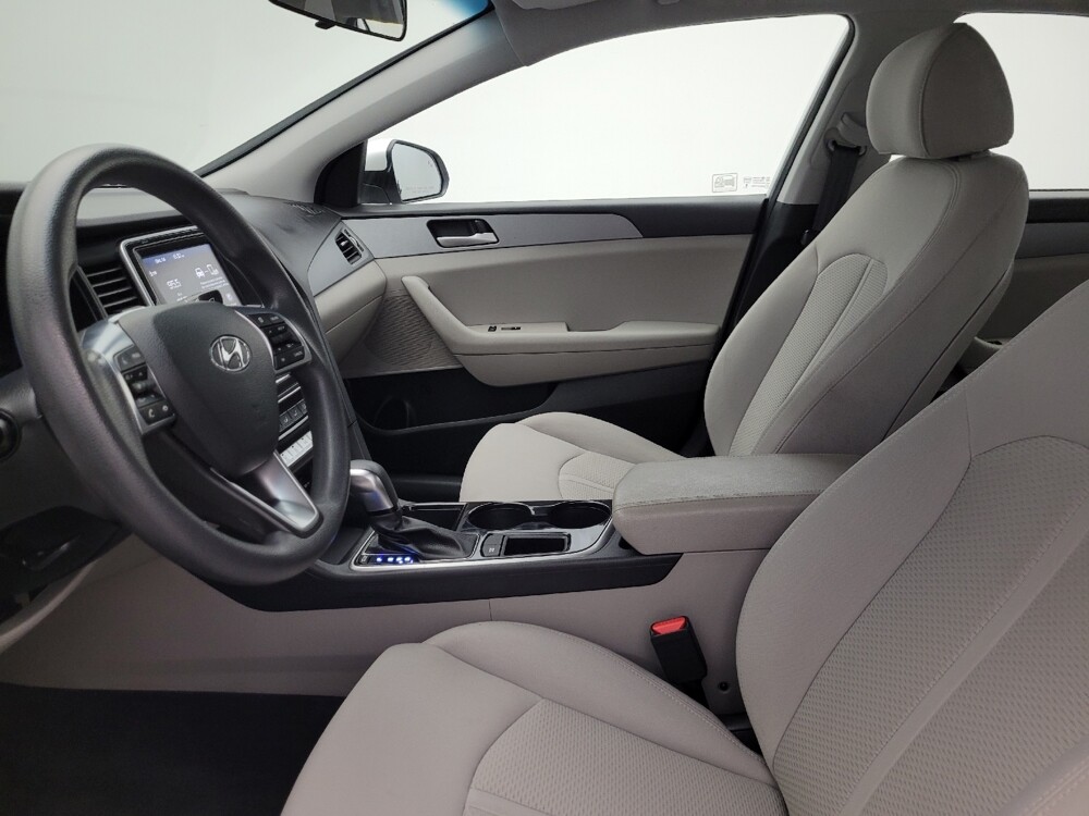 2018 Hyundai Sonata in Tucson, AZ 85705 - 18125084 17