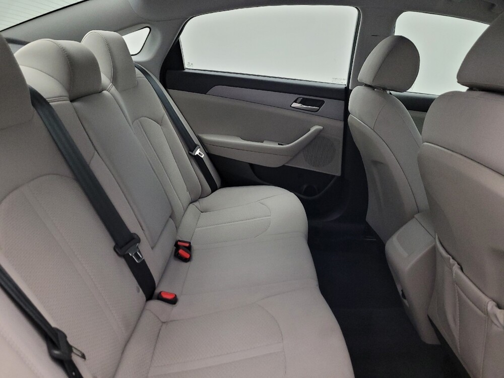 2018 Hyundai Sonata in Tucson, AZ 85705 - 18125084 19