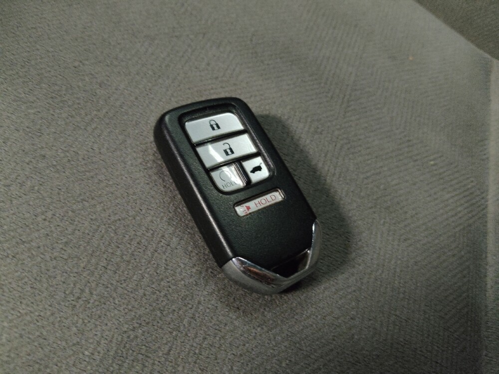 2020 Honda Pilot in Phoenix, AZ 85022 - 18125085 32