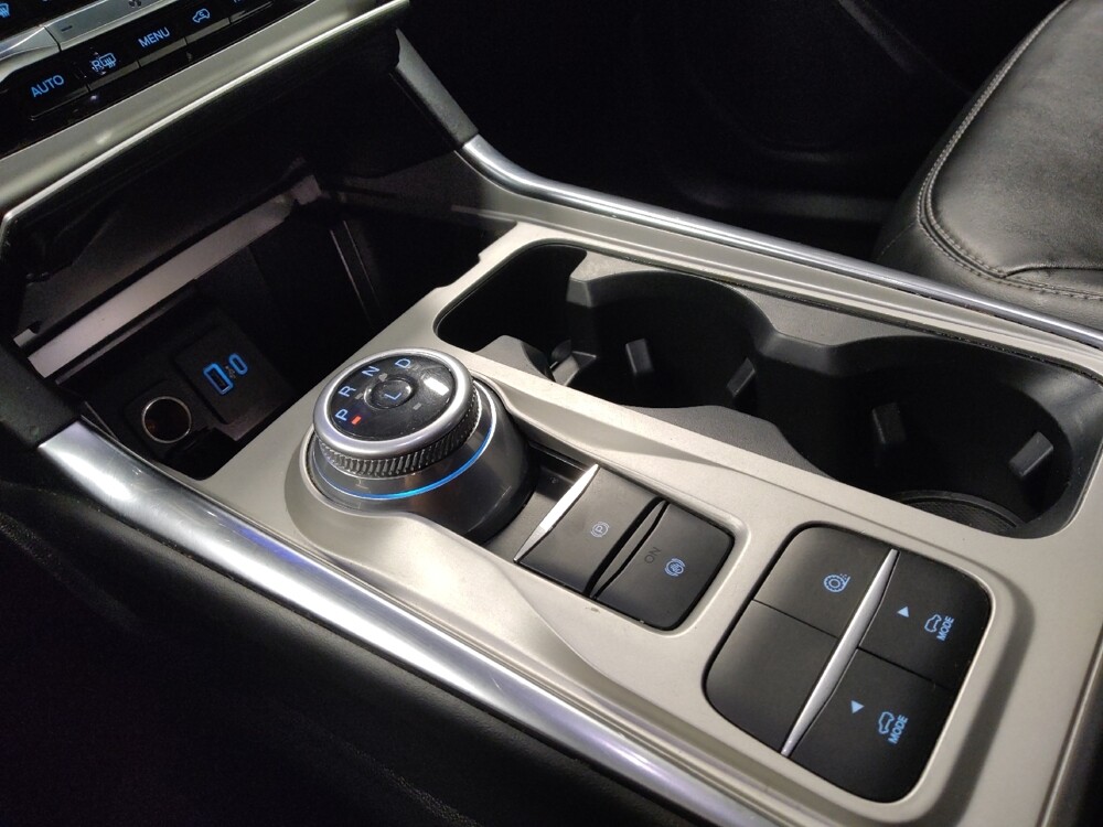 2022 Ford Explorer in Mesa, AZ 85210 - 18125086 26