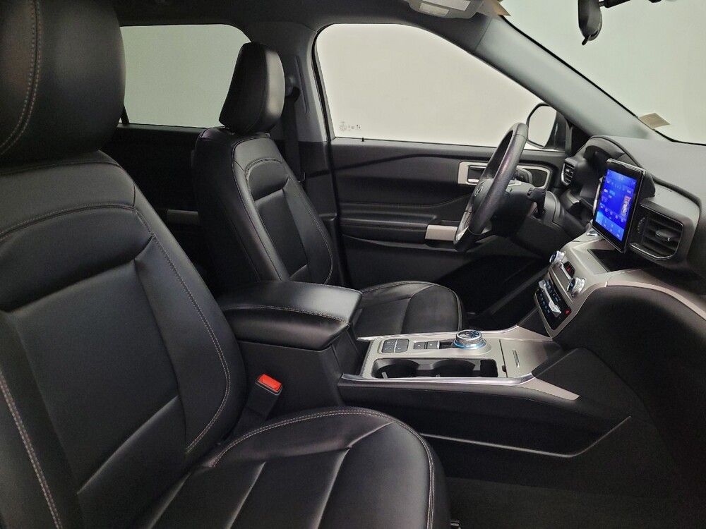 2022 Ford Explorer in Mesa, AZ 85210 - 18125086 21