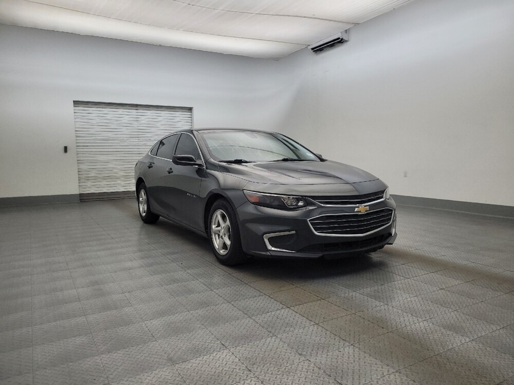 2018 Chevrolet Malibu in Mesa, AZ 85210 - 18125088 13