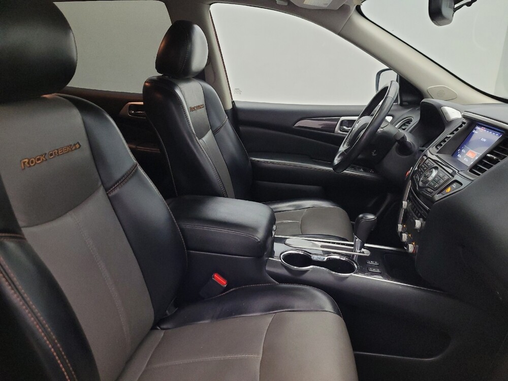 2020 Nissan Pathfinder in Glendale, AZ 85301 - 18125091 21