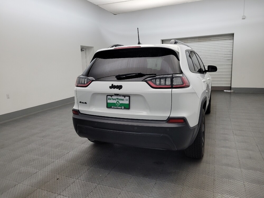 2021 Jeep Cherokee in Glendale, AZ 85301 - 18125095 7