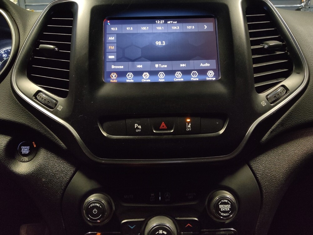 2021 Jeep Cherokee in Glendale, AZ 85301 - 18125095 25