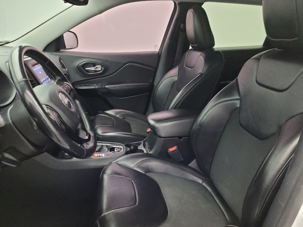 2021 Jeep Cherokee in Glendale, AZ 85301 - 18125095 17