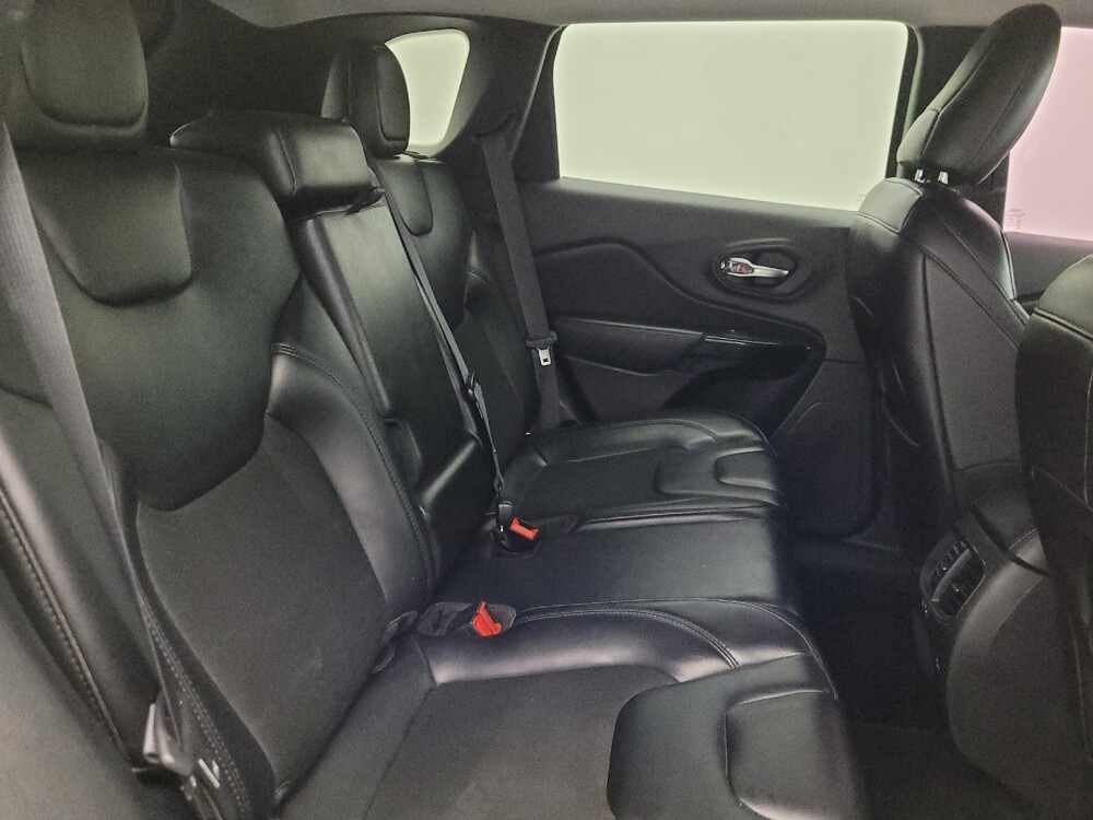 2021 Jeep Cherokee in Glendale, AZ 85301 - 18125095 19