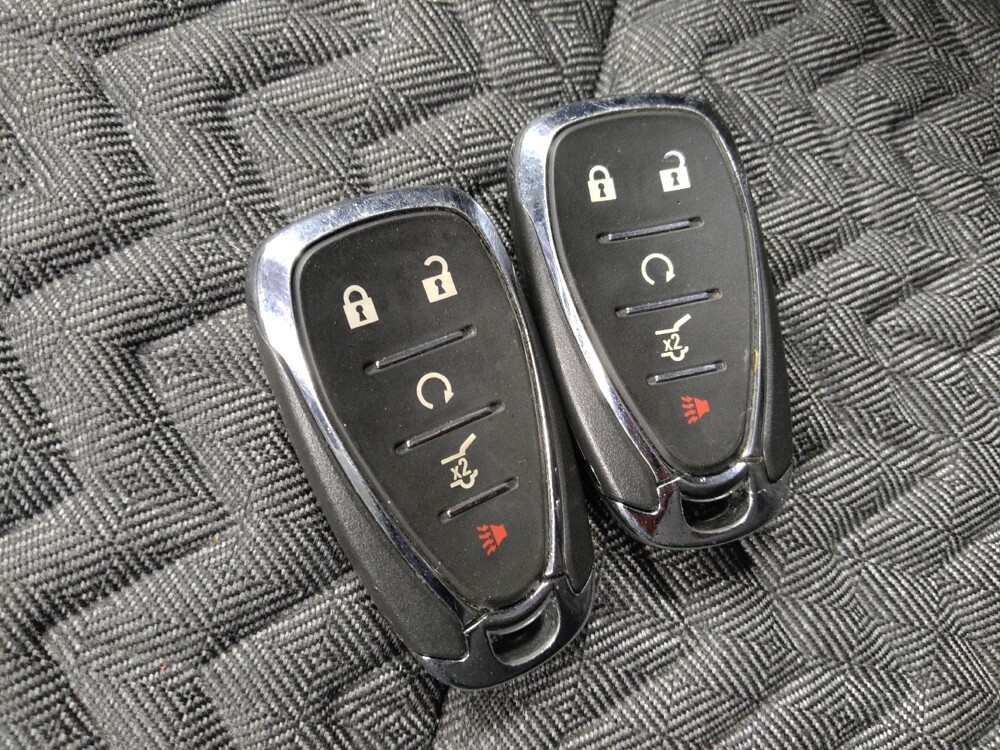 2022 Chevrolet Equinox in Glendale, AZ 85301 - 18125097 32