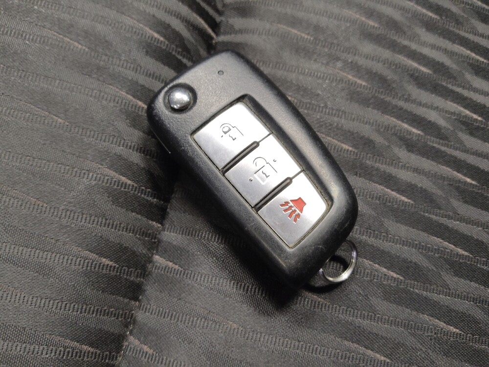 2020 Nissan Rogue in Mesa, AZ 85210 - 18125098 32