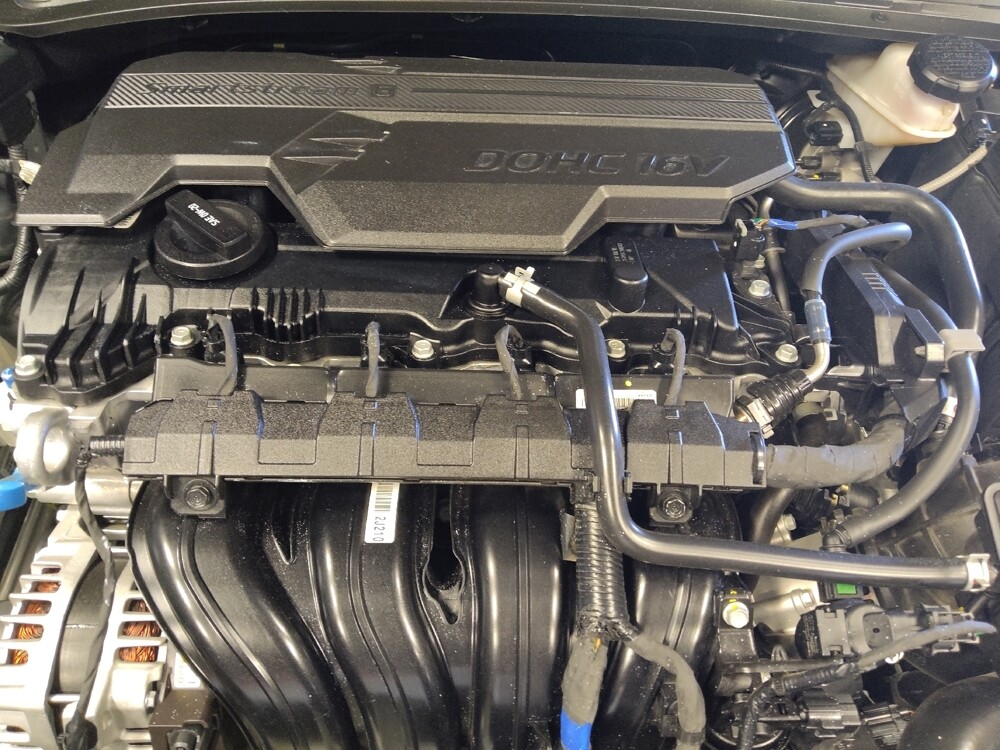 2025 Hyundai Elantra in Glendale, AZ 85301 - 18125099 30