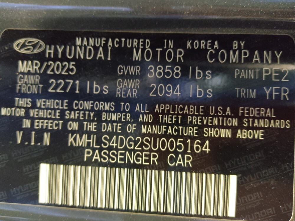 2025 Hyundai Elantra in Glendale, AZ 85301 - 18125099 33