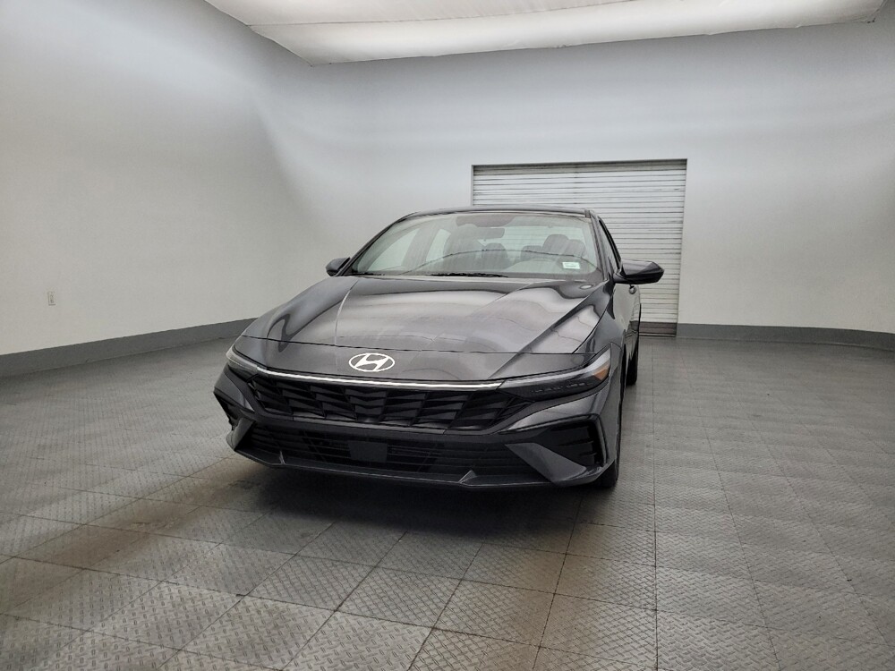 2025 Hyundai Elantra in Glendale, AZ 85301 - 18125099 15