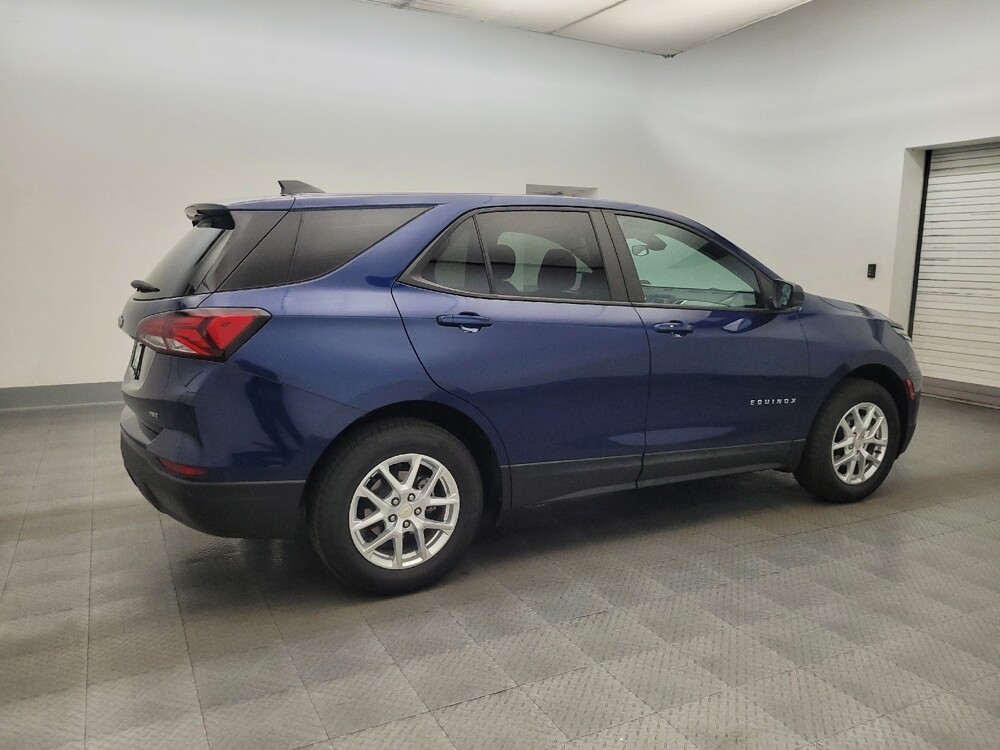 2022 Chevrolet Equinox in Phoenix, AZ 85015 - 18125101 10