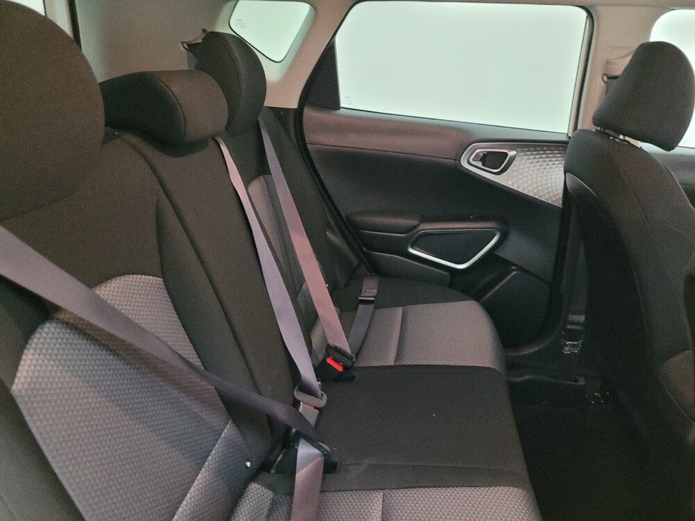 2025 Kia Soul in Glendale, AZ 85301 - 18125102 19