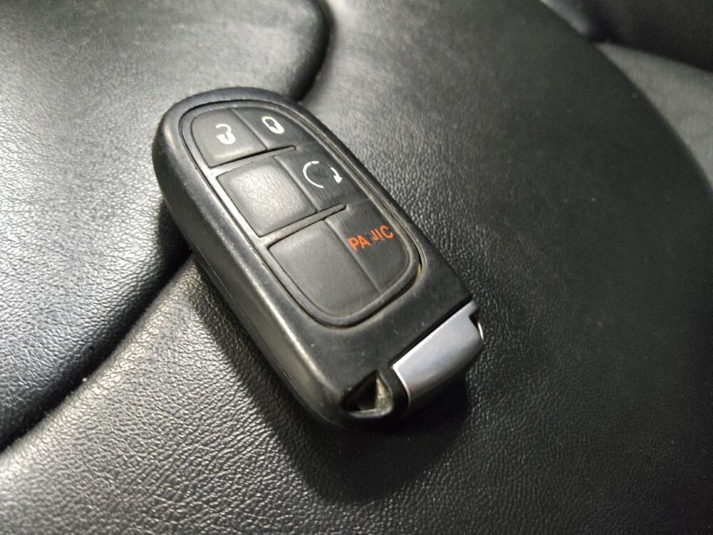 2021 Jeep Cherokee in Mesa, AZ 85210 - 18125103 32