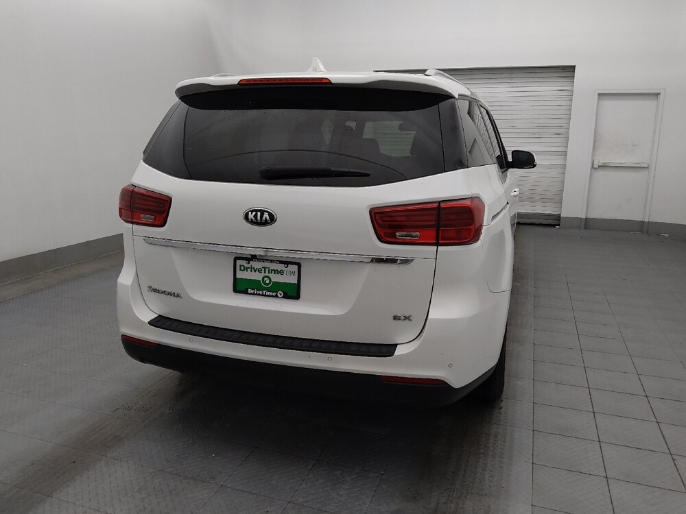 2019 Kia Sedona in Tampa, FL 33612 - 18125107 7