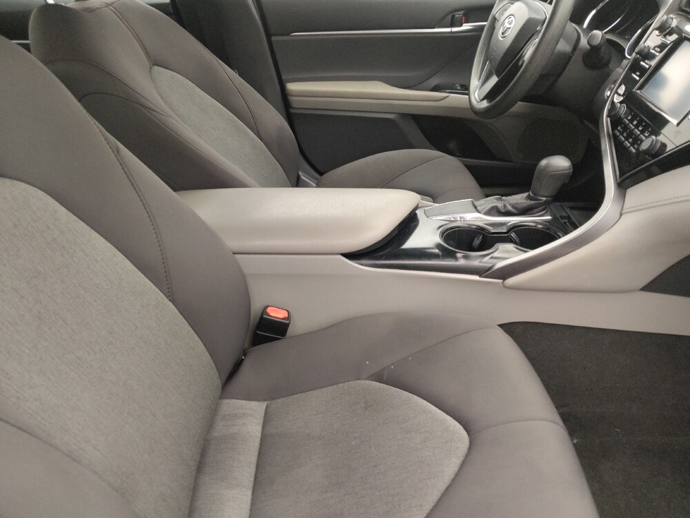 2019 Toyota Camry in Lakeland, FL 33815 - 18125113 21