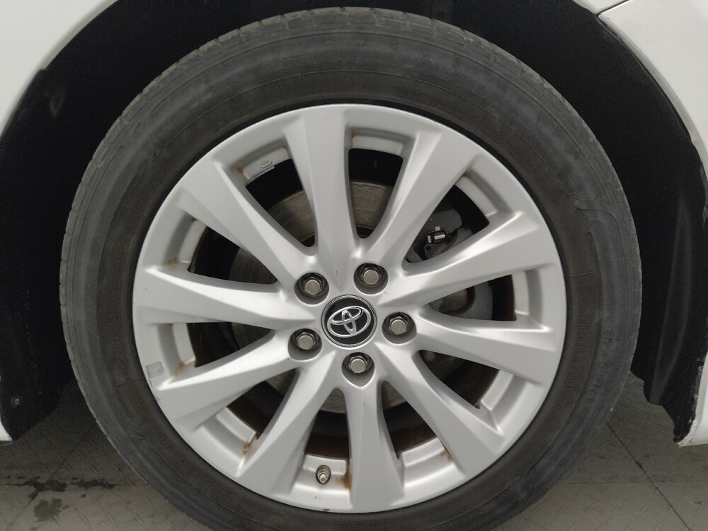 2019 Toyota Camry in Lakeland, FL 33815 - 18125113 31