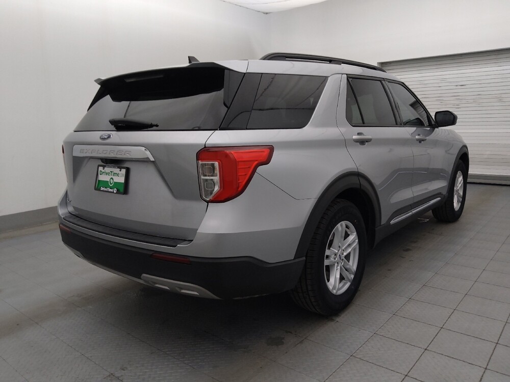 2022 Ford Explorer in Fort Myers, FL 33907 - 18125116 9