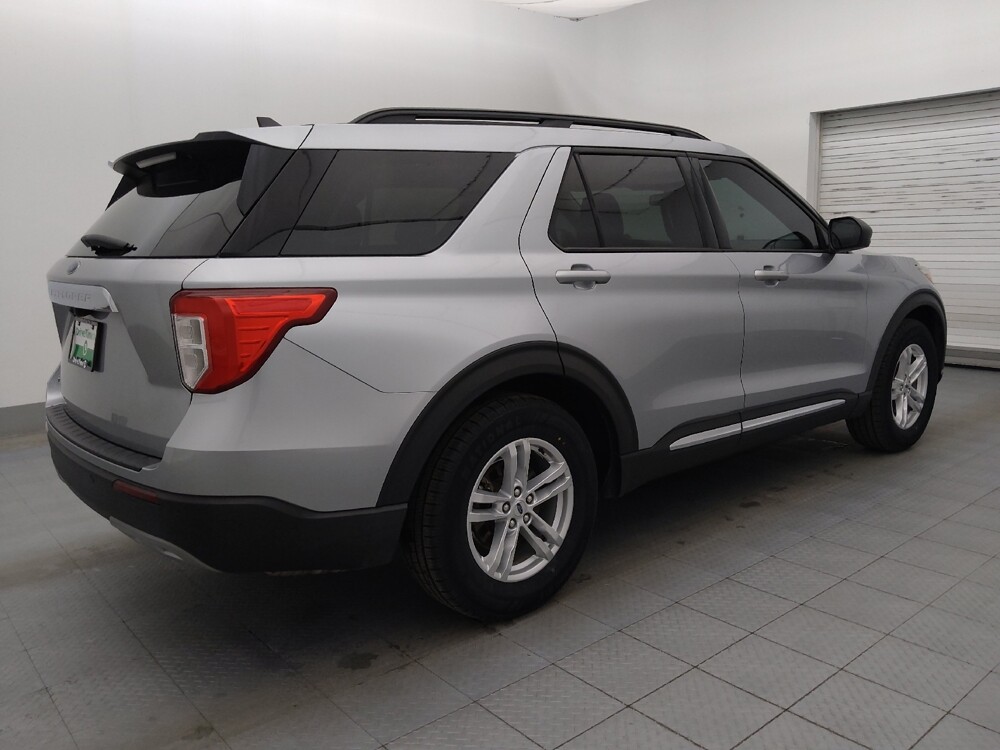 2022 Ford Explorer in Fort Myers, FL 33907 - 18125116 10