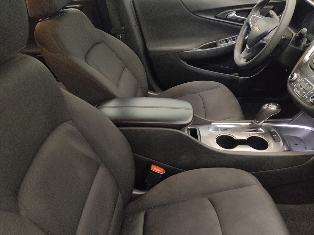 2020 Chevrolet Malibu in Lakeland, FL 33815 - 18125123 21