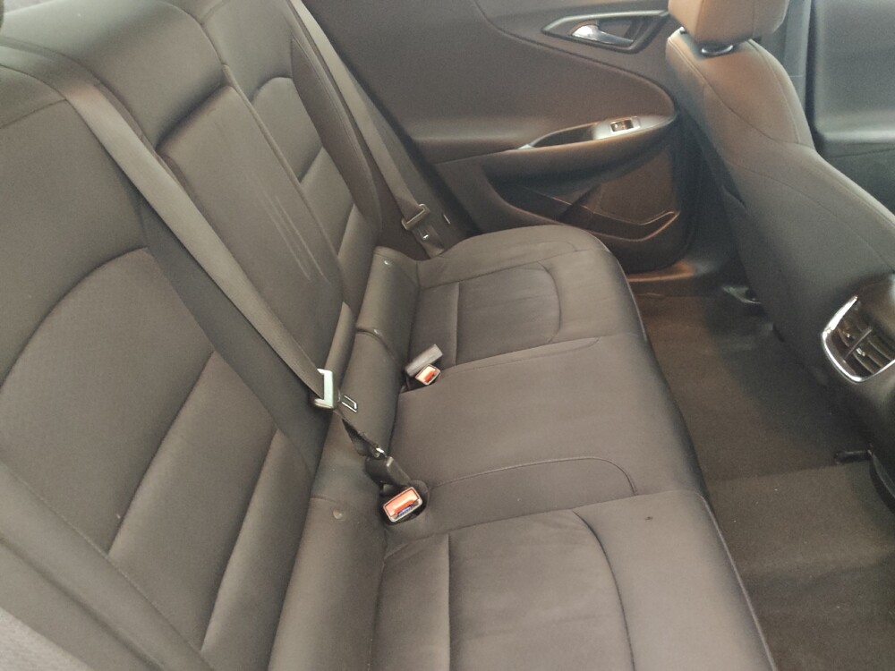 2020 Chevrolet Malibu in Lakeland, FL 33815 - 18125123 19