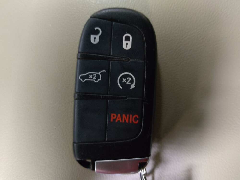 2016 Jeep Grand Cherokee in Tallahassee, FL 32304 - 18125124 32