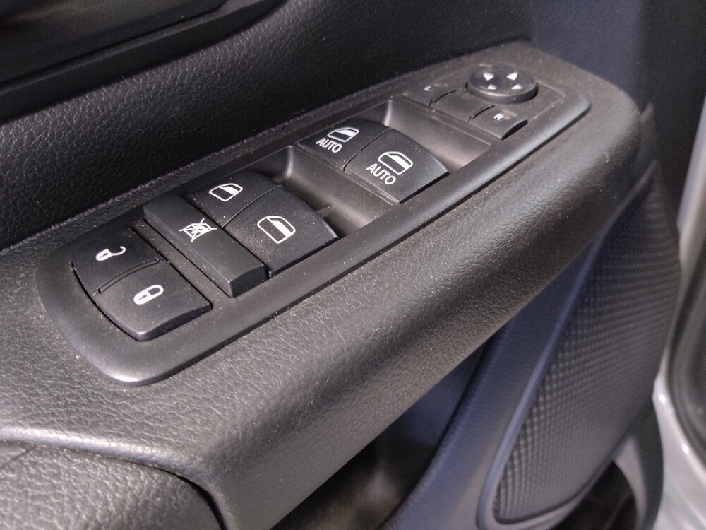 2019 RAM 1500 in Tampa, FL 33612 - 18125127 27