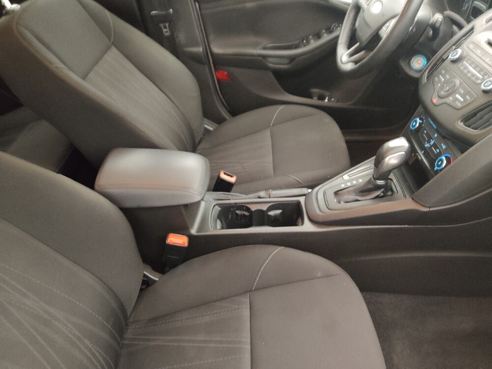 2016 Ford Focus in Clearwater, FL 33764 - 18125135 21