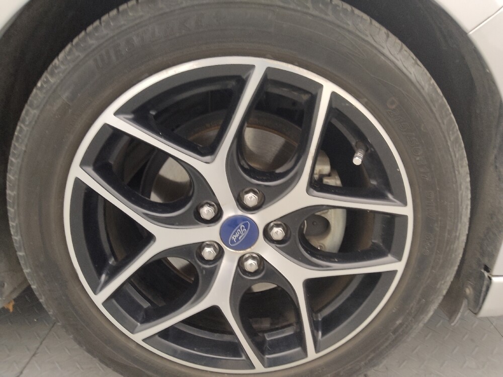 2016 Ford Focus in Clearwater, FL 33764 - 18125135 31