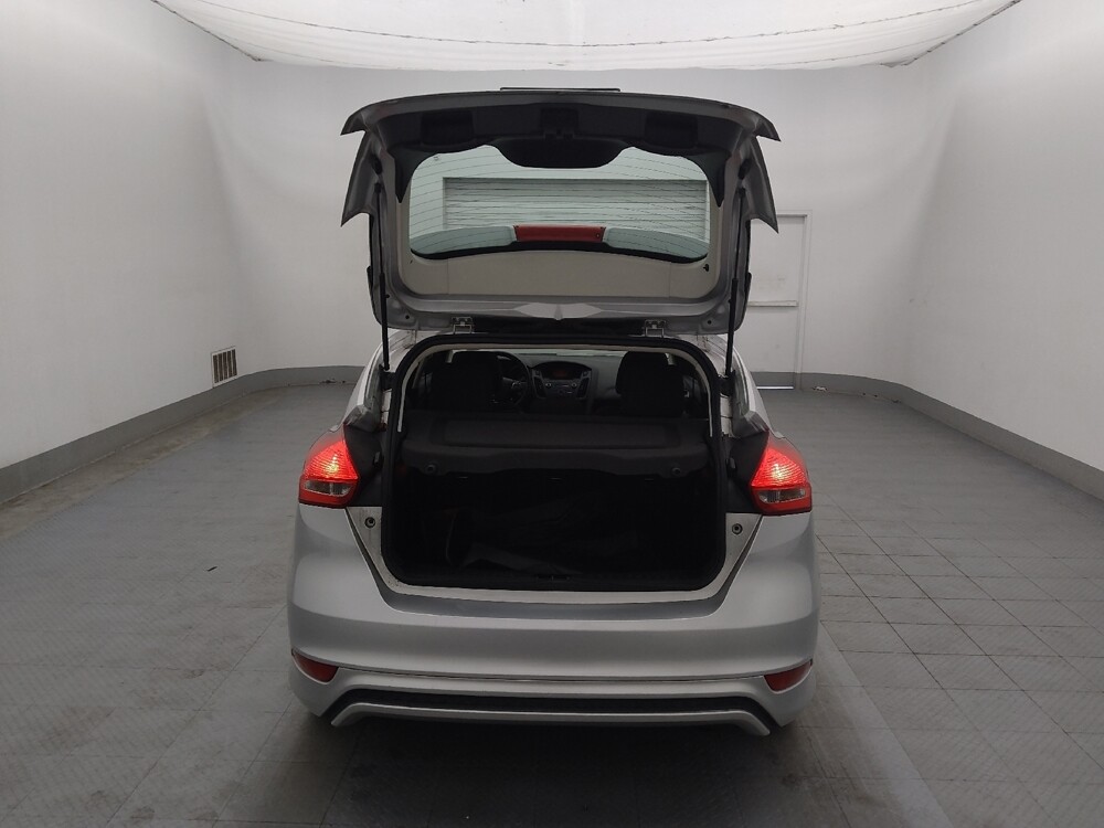 2016 Ford Focus in Clearwater, FL 33764 - 18125135 29