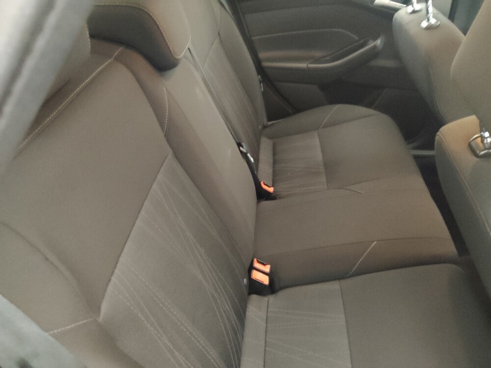 2016 Ford Focus in Clearwater, FL 33764 - 18125135 19