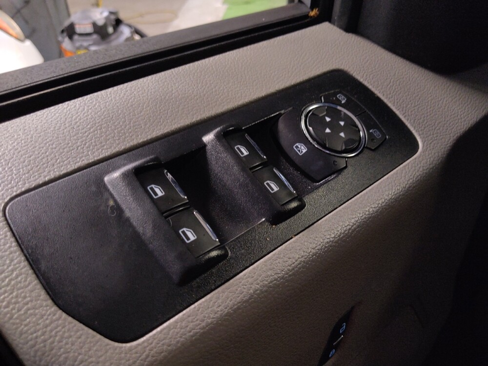 2015 Ford F150 in Tampa, FL 33612 - 18125137 27