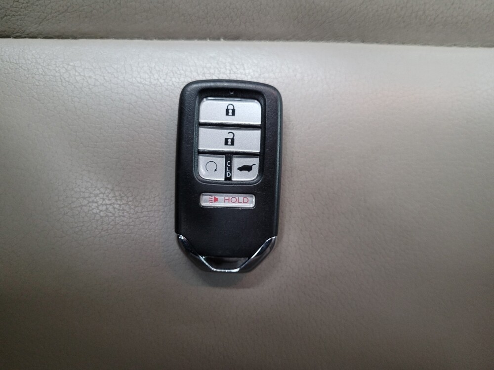 2016 Honda Pilot in Las Vegas, NV 89104 - 18125146 32