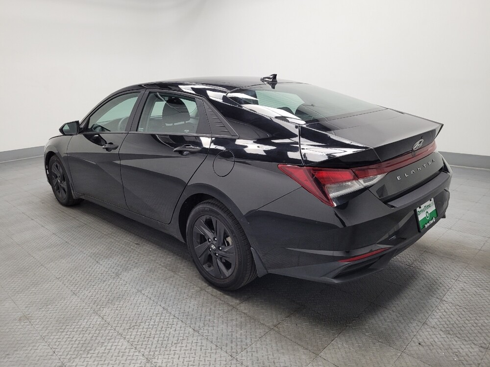 2022 Hyundai Elantra in Las Vegas, NV 89104 - 18125147 3