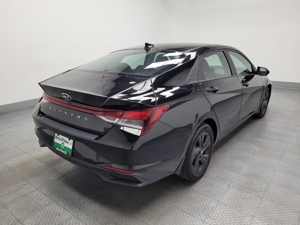 2022 Hyundai Elantra in Las Vegas, NV 89104 - 18125147 9