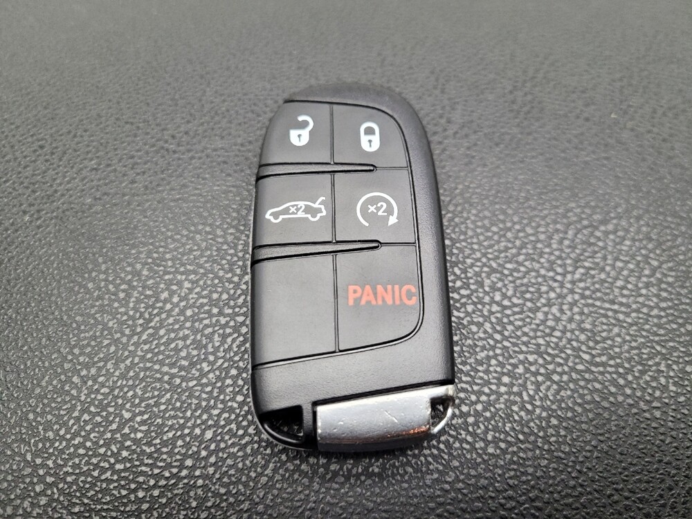 2016 Dodge Charger in Reno, NV 89502 - 18125151 32