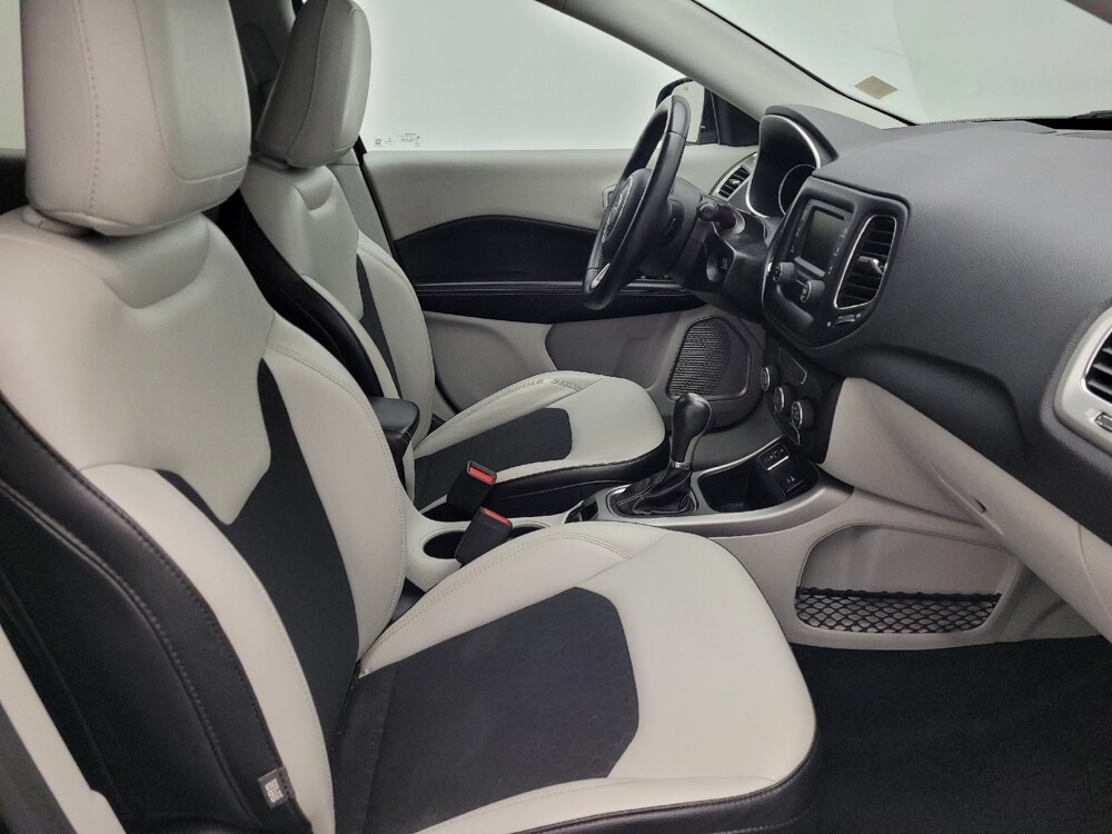 2018 Jeep Compass in Orlando, FL 32808 - 18125159 21