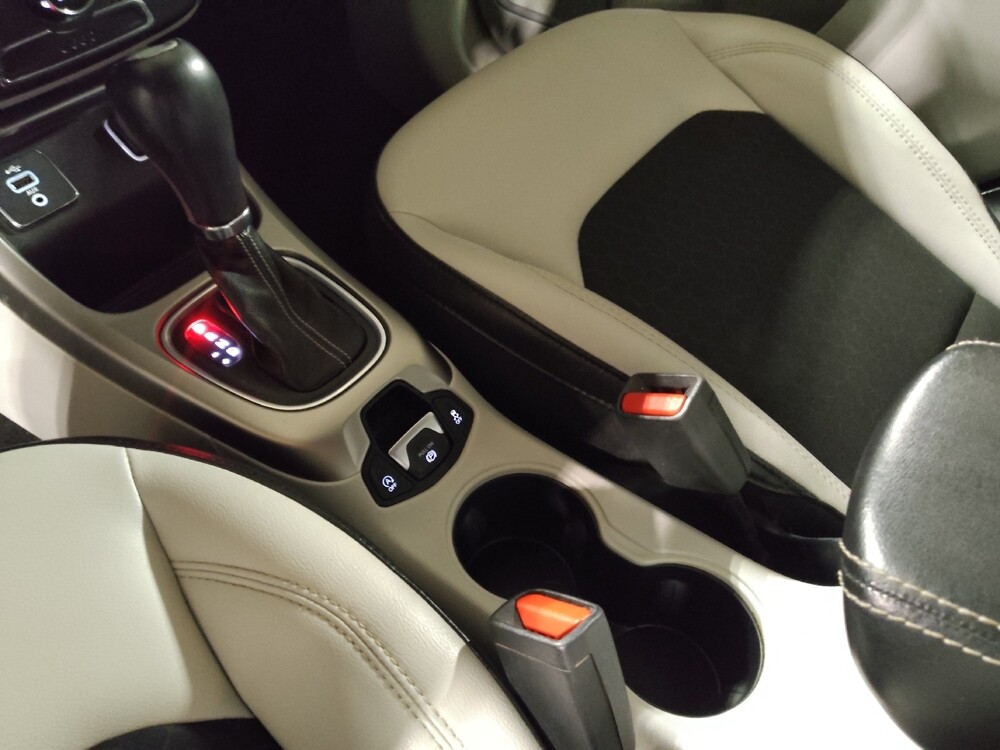 2018 Jeep Compass in Orlando, FL 32808 - 18125159 26