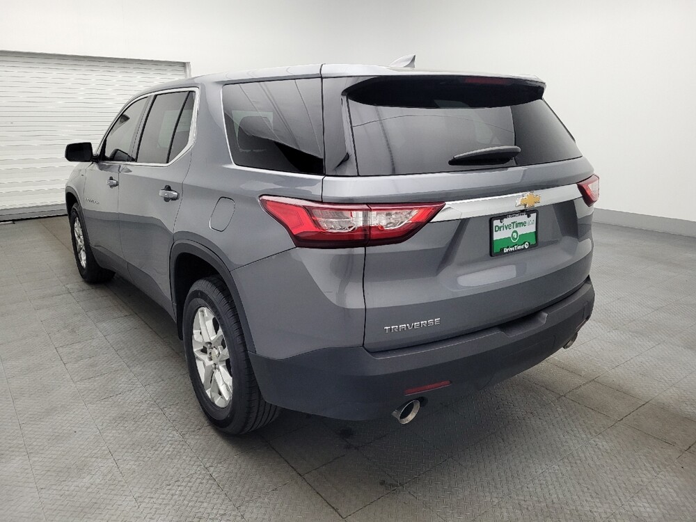 2018 Chevrolet Traverse in Jacksonville, FL 32210 - 18125160 5