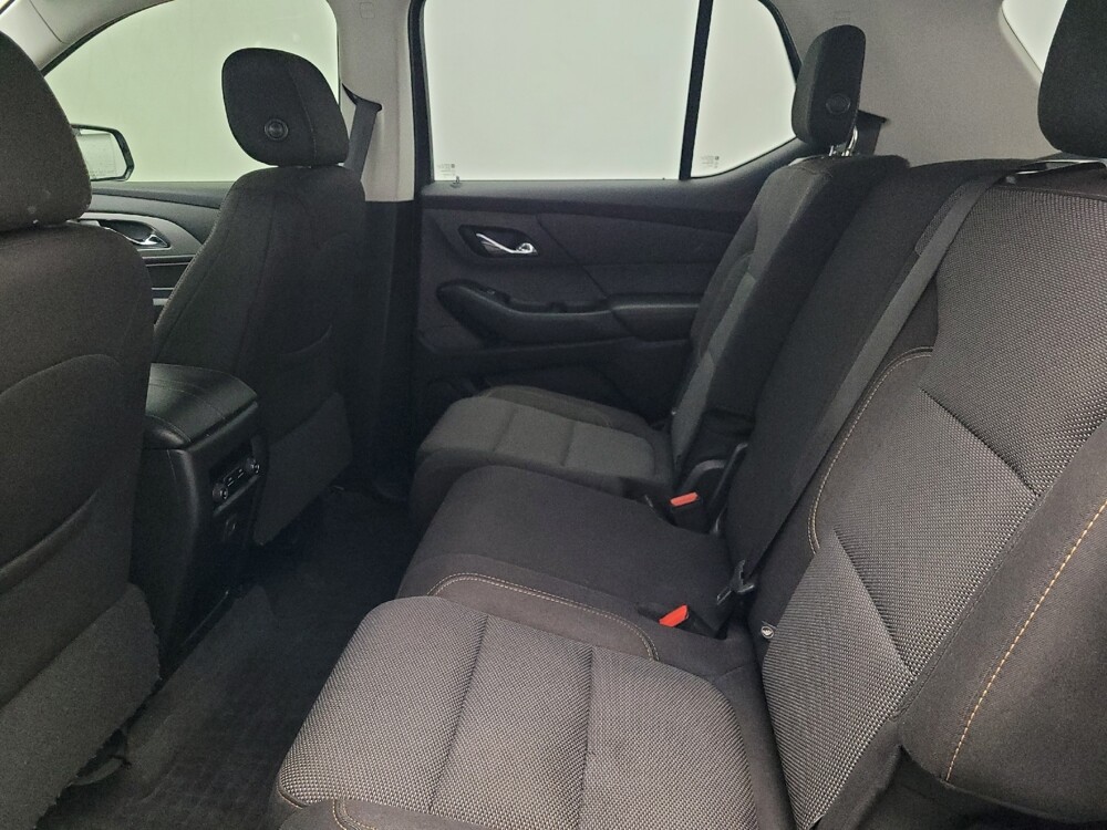 2018 Chevrolet Traverse in Jacksonville, FL 32210 - 18125160 18