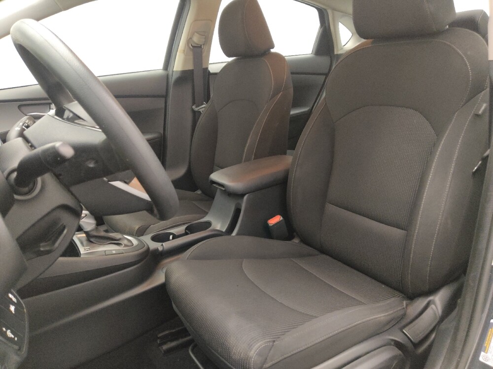 2020 Kia Forte in Jacksonville, FL 32210 - 18125165 17