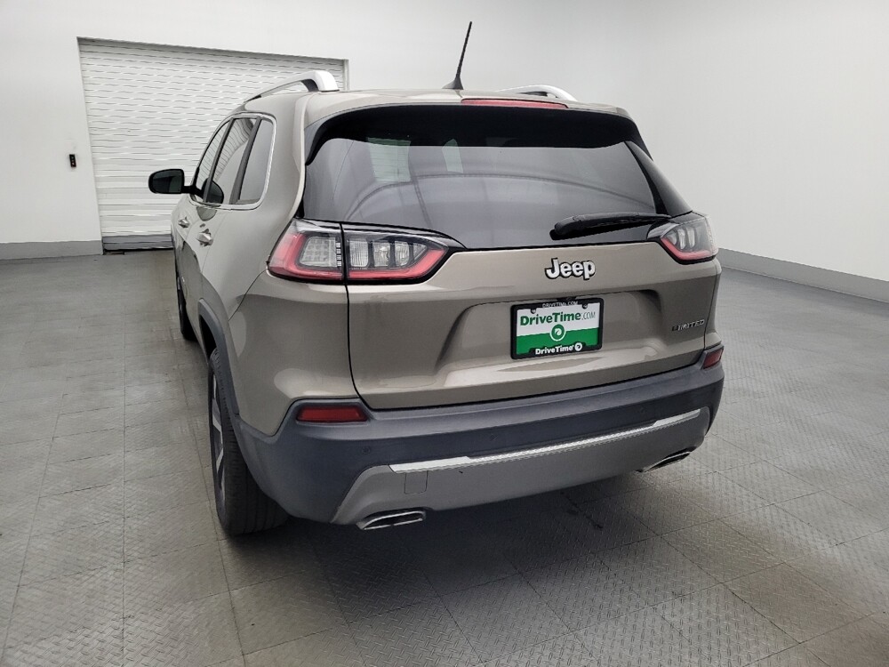 2019 Jeep Cherokee in Jacksonville, FL 32225 - 18125169 6